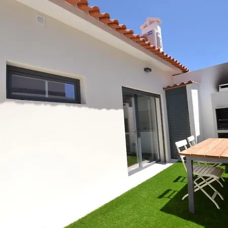 Aroeira By The Beach Semesterbostad Almada